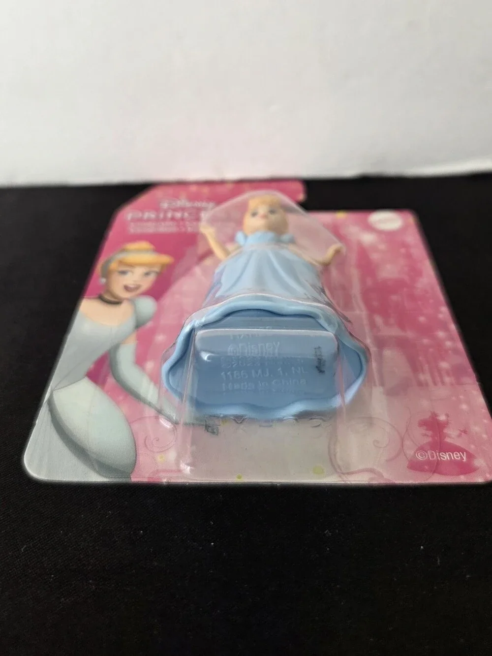 Disney Princess Cinderella Mini Figurine 3